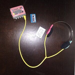 American Girl Doll Courtney Moore Walkman Accessories